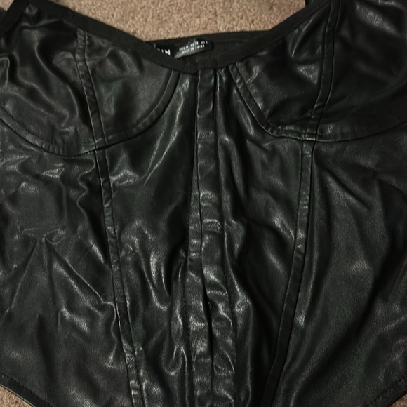 black pleather corset with spaghetti straps - Picture 2 of 4